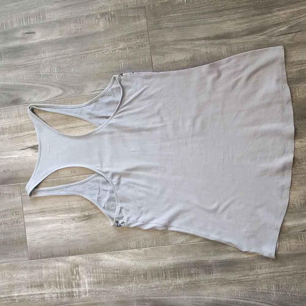 Express Tank Top - Picture 4 of 4